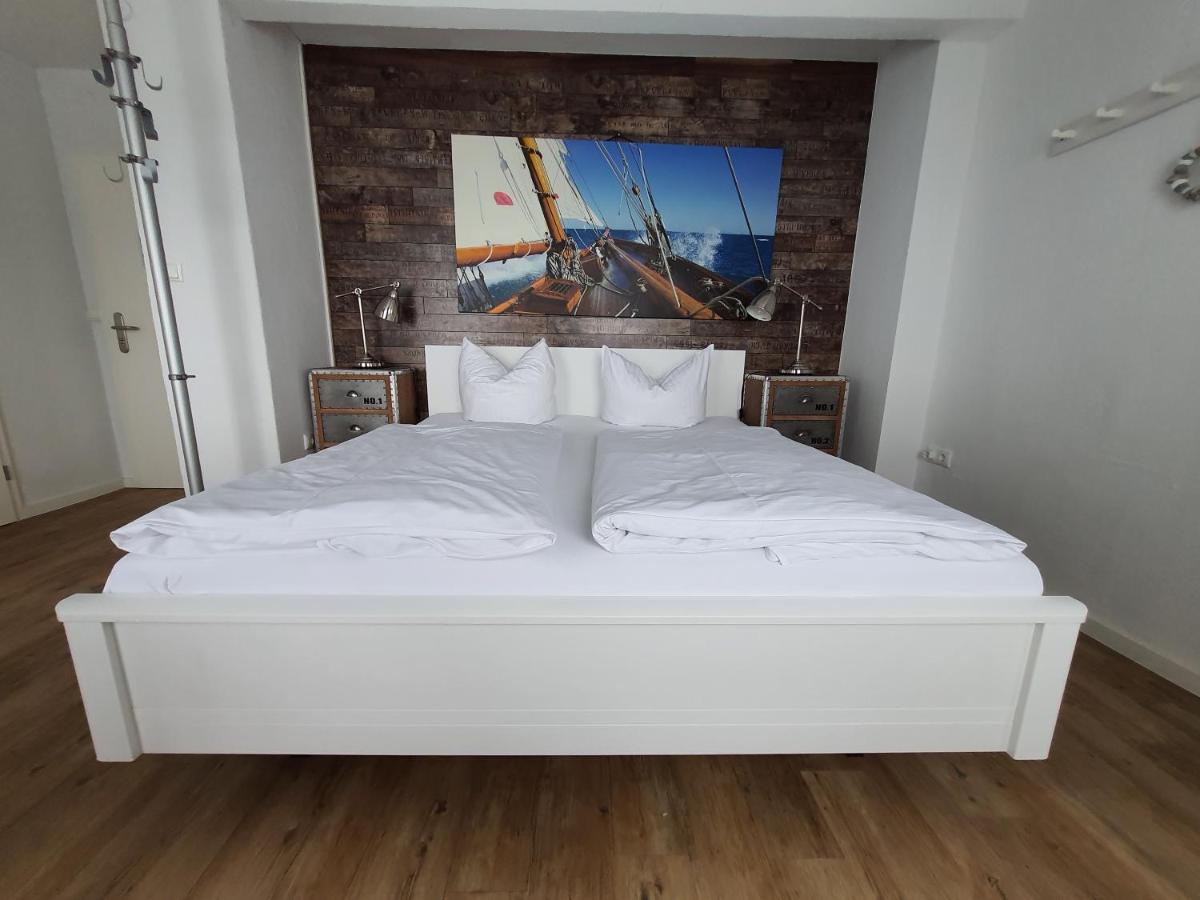 Haus Achtern Diek In Erster Reihe Am Meer Fehmarn Exteriör bild