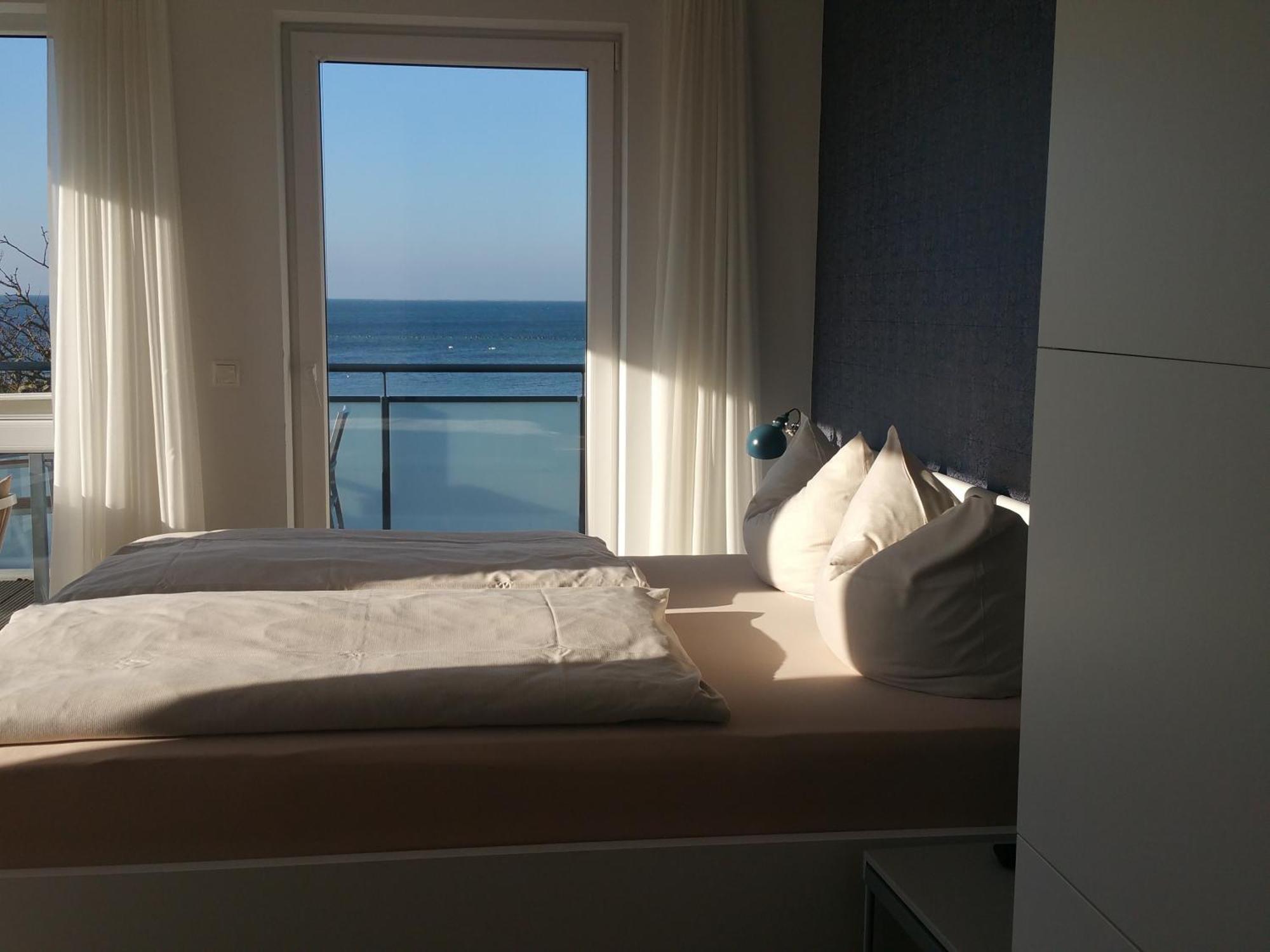 Haus Achtern Diek In Erster Reihe Am Meer Fehmarn Exteriör bild