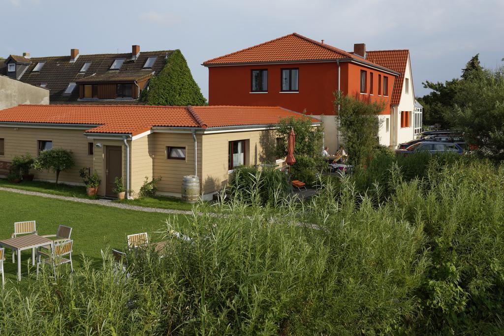 Haus Achtern Diek In Erster Reihe Am Meer Fehmarn Exteriör bild