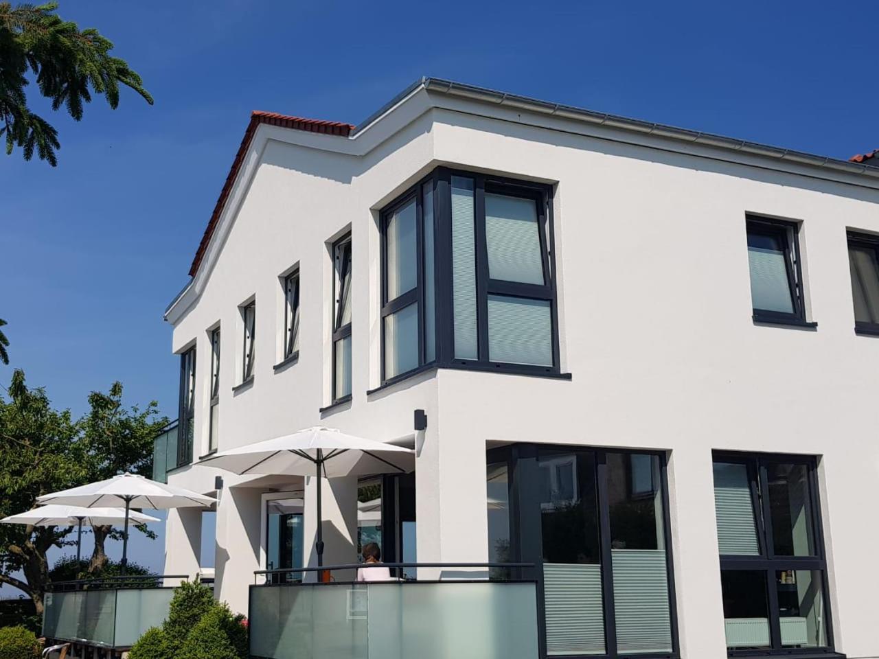 Haus Achtern Diek In Erster Reihe Am Meer Fehmarn Exteriör bild