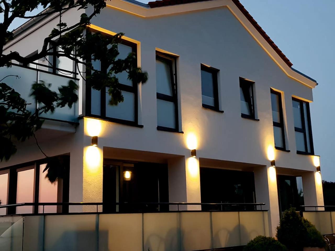 Haus Achtern Diek In Erster Reihe Am Meer Fehmarn Exteriör bild