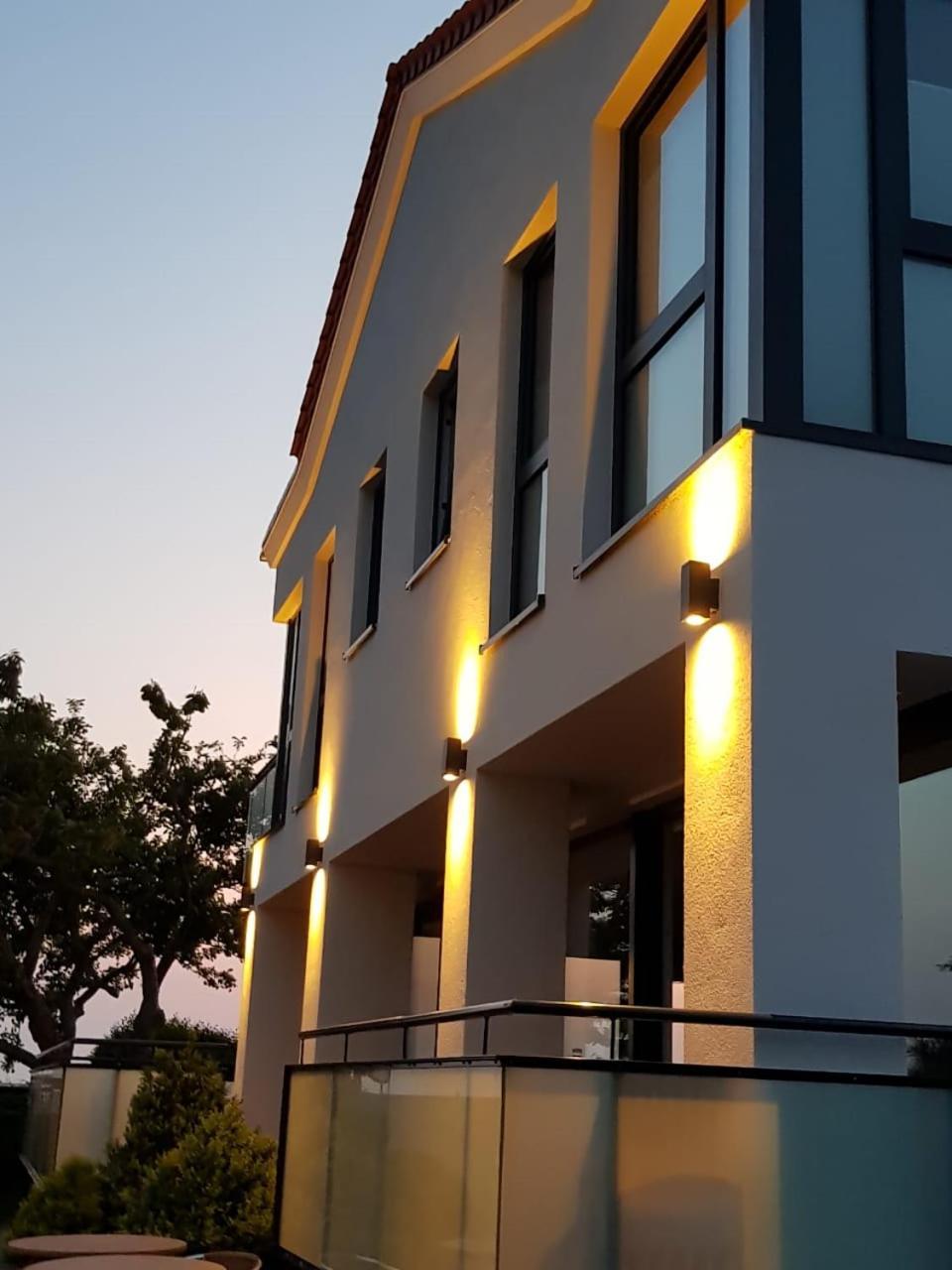 Haus Achtern Diek In Erster Reihe Am Meer Fehmarn Exteriör bild